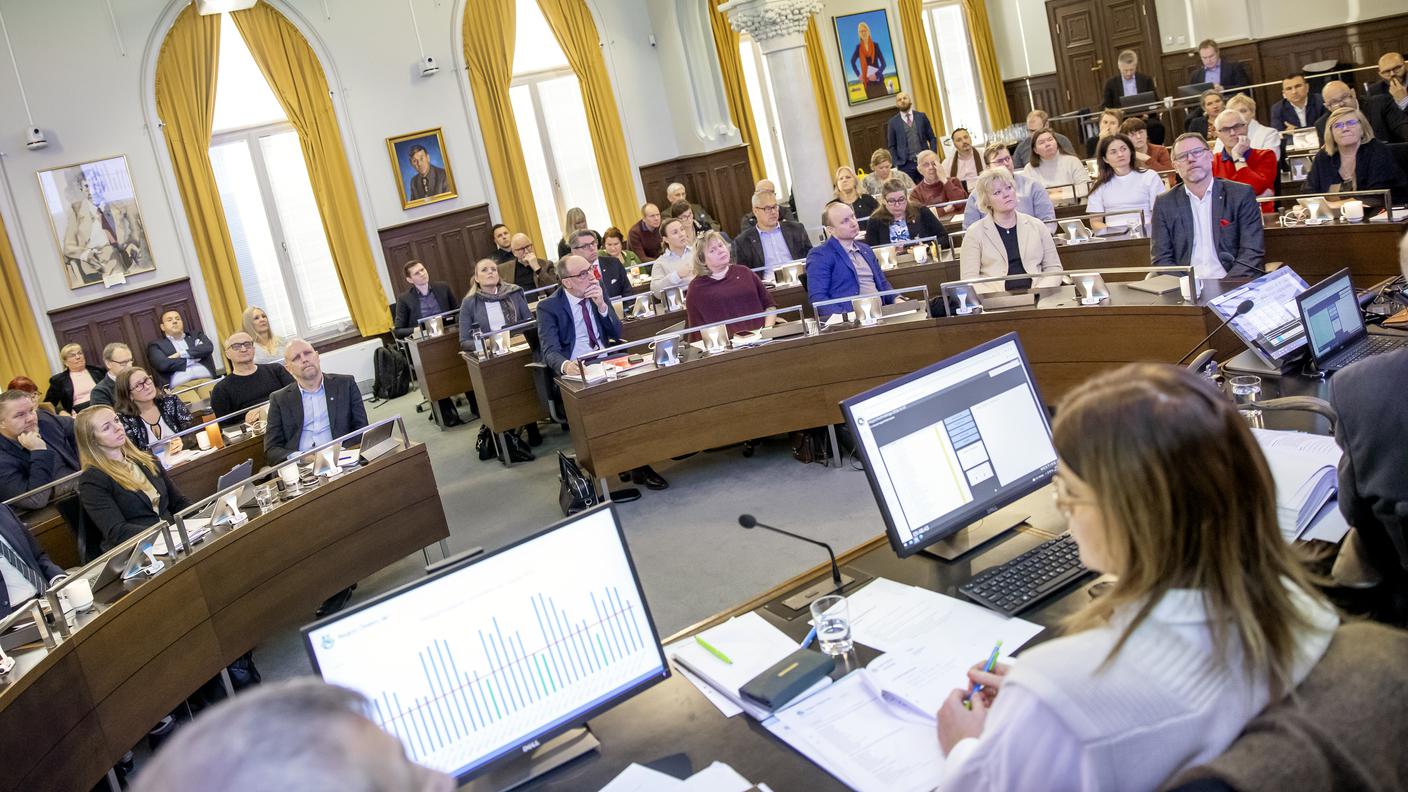 Kommunfullmäktige, Örebro. Genrebilder, ska visa majoriteten, oppositionen, presidiet och de ledande politikerna.