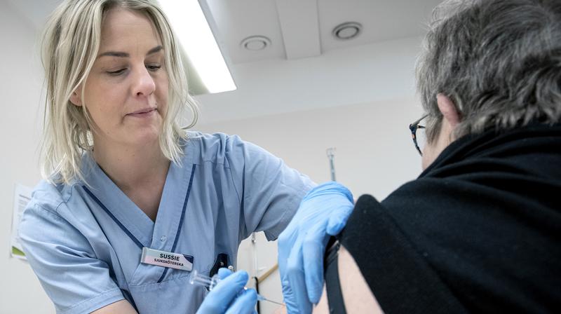 Vaccination av äldre på medicinmottagningen i Karlskoga
