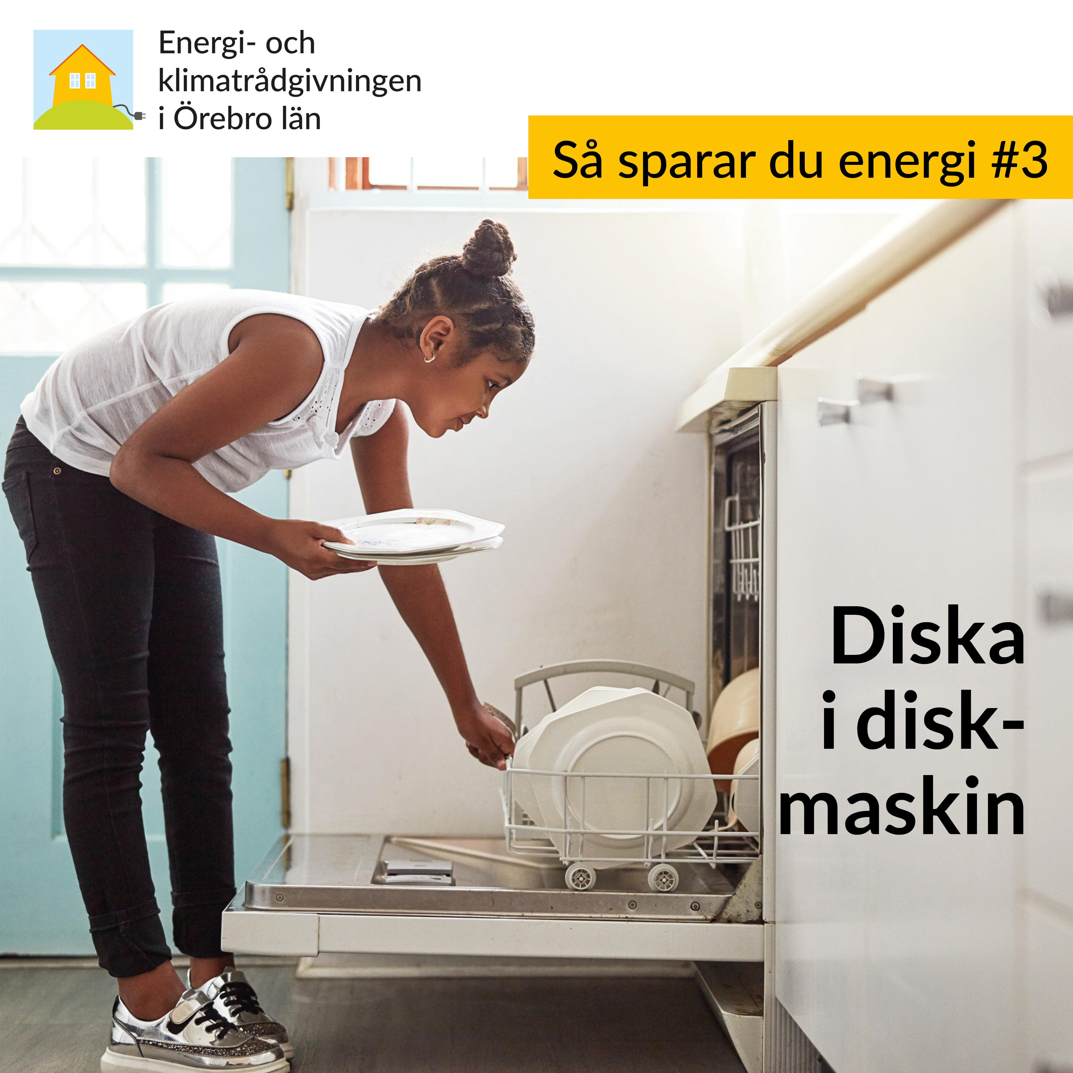 En person sätter in disk i en diskmaskin