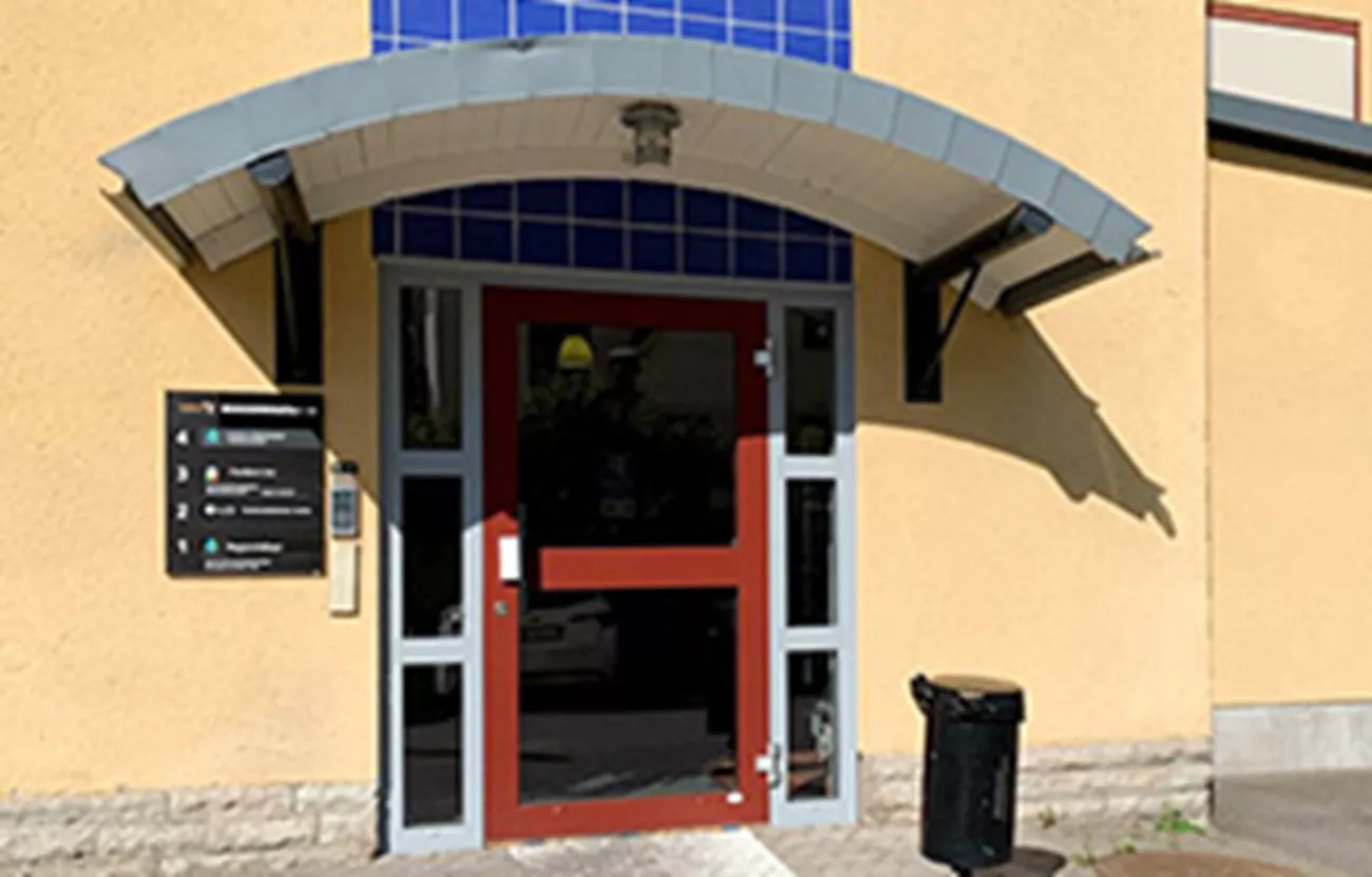 Entré Kumla vårdcentral, Magasingatan 4