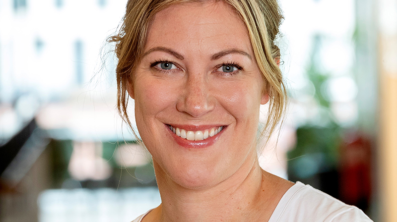 Lisa Rådman, fysioterapeut inom verksamhetsområde fysioterapi på Universitetssjukhuset Örebro.